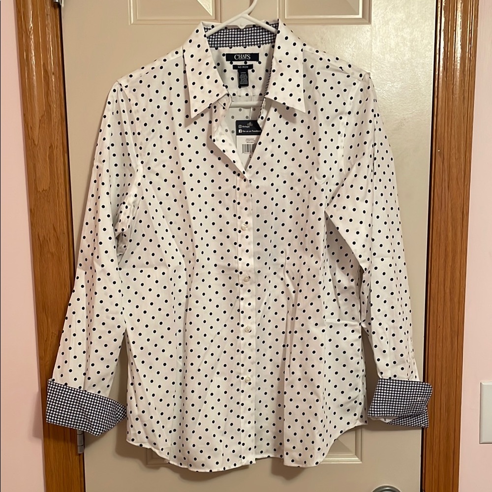 NWT Chaps White and Navy Polka Dot Womens Button Down Shirt